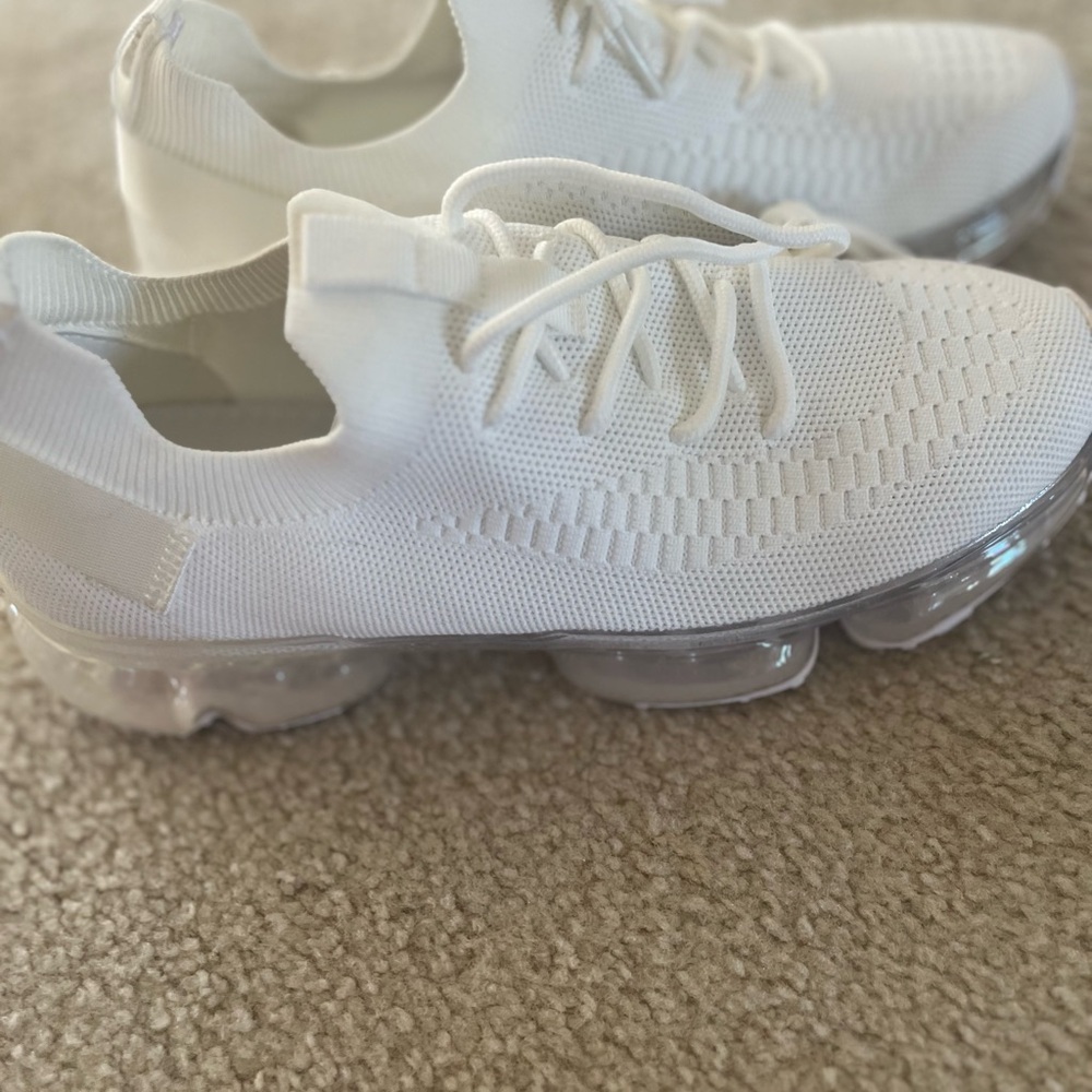NEW- La Sheelah White Knit Sneakers with Clear Soles